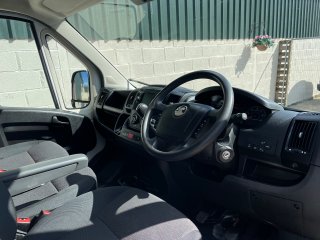 /photos/12586/4a156e28-f0d1-ad69-2b2c-475b7c0364c2_i320x240.jpg