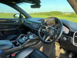 /photos/12586/68f9c48f-d698-474f-8f6b-1e9a5d2d03d0_i320x240.jpg