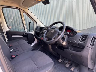 /photos/12586/69f85e5c-dd9d-c6a1-34b2-7cebe6aee81c_i320x240.jpg