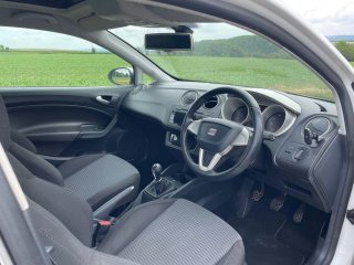 /photos/12586/80f1983b-0734-4004-8ef6-1f6ef45a4fd6_i320x240.jpg