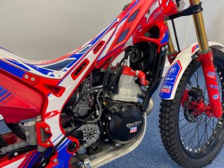 /photos/12586/ec6666b1-503b-a6f7-41a7-08d7e1599856_i320x240.jpg
