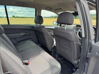 /photos/12586/f910fab9-9ad7-e5da-91b1-40b8c1c563f1_i320x240.jpg